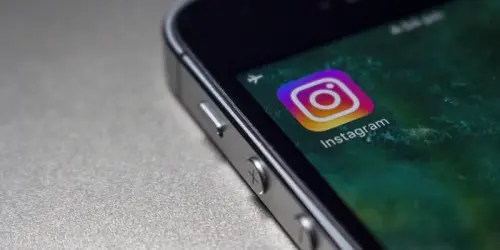 Instagram testa una barra ridotta per le Storie