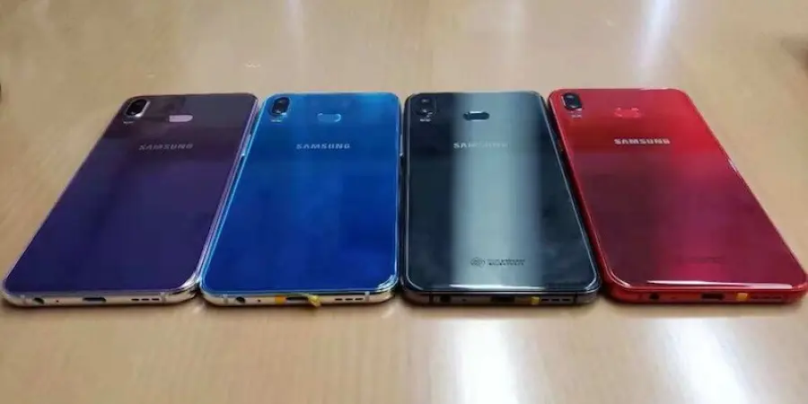 Samsung Galaxy A6s: prime immagini in 4 colorazioni diverse
