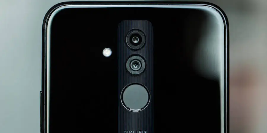 Huawei Mate 20 Lite dal 3 settembre in Italia anche con un regalo