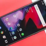 OnePlus 6: arriva l'aggiornamento ad Android Pie