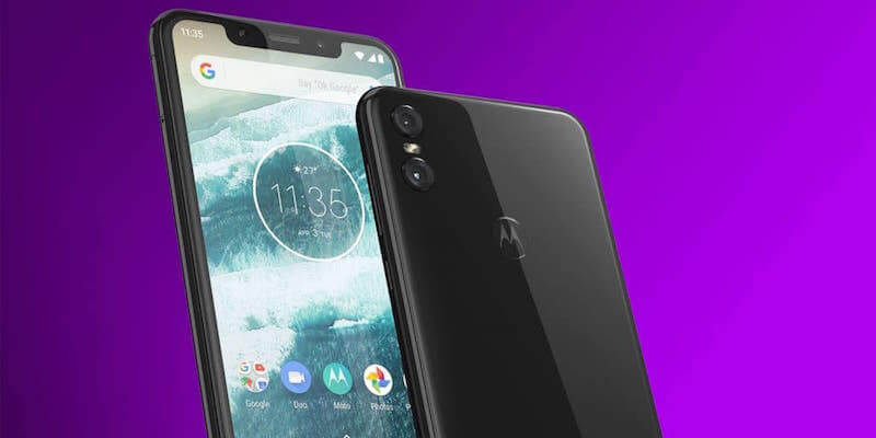 Motorola One arriva in Italia al prezzo di circa 300 euro