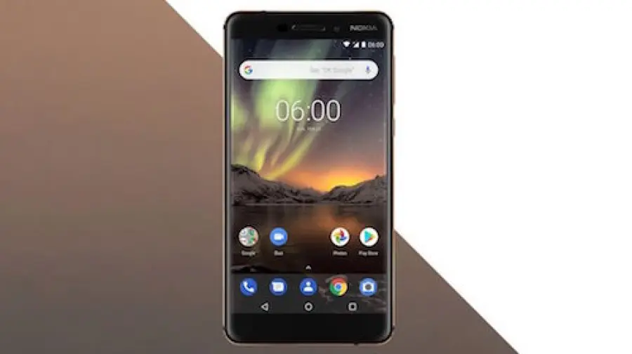 Nokia 6.1 arriva in Italia con Google Home Mini in omaggio