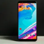 OnePlus 5T: in arrivo le gesture come sull'iPhone X
