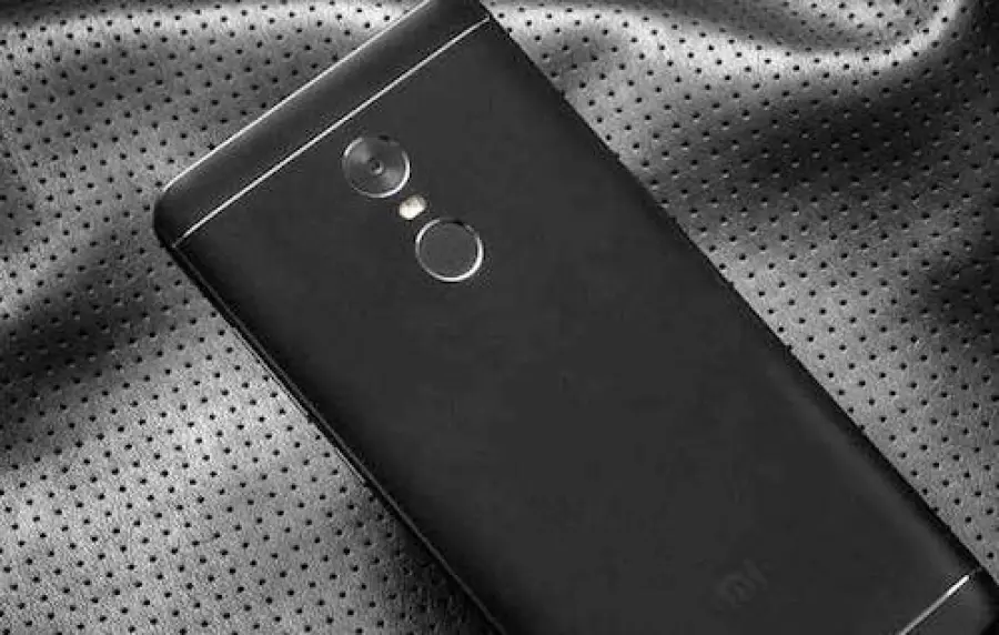 Smartphone Xiaomi in arrivo anche nei supermercati?