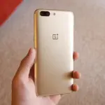 OnePlus 5T non avrà la ricarica wireless: ecco perché