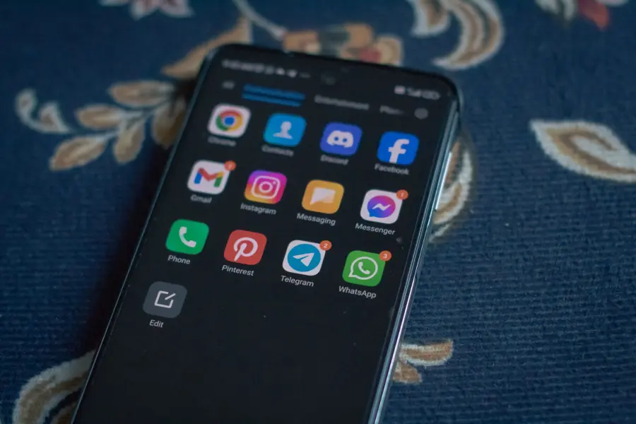 WhatsApp o Telegram: quale app scegliere nel 2026
