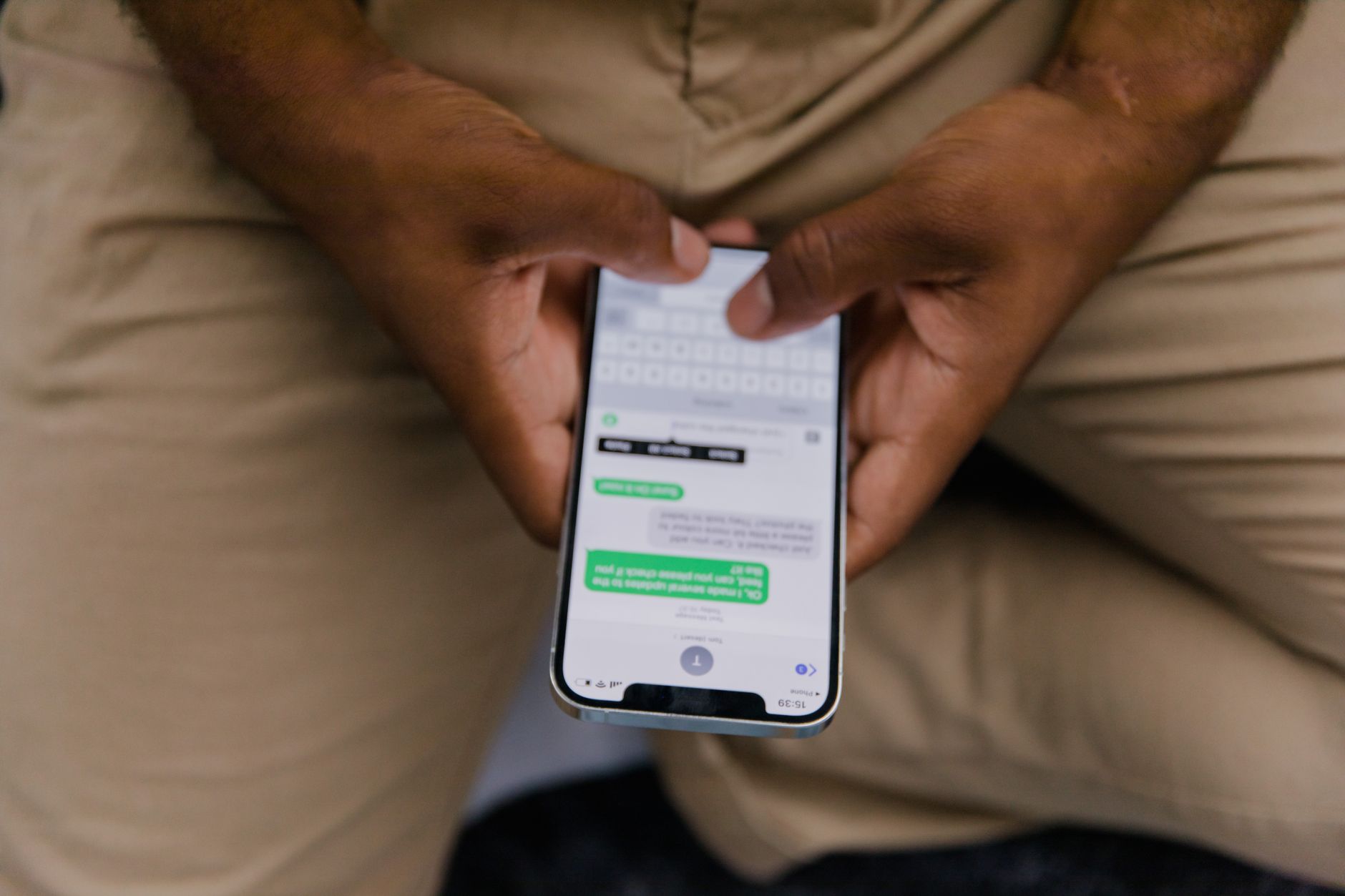 Sottolineato WhatsApp: come formattare i messaggi
