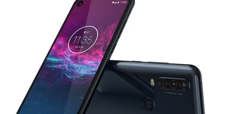 Motorola One Action ufficiale con fotocamera grandangolare